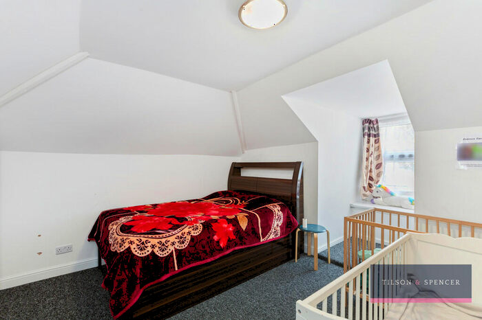 2 Bedroom Flat For Sale In Lansdowne Road, London, N17