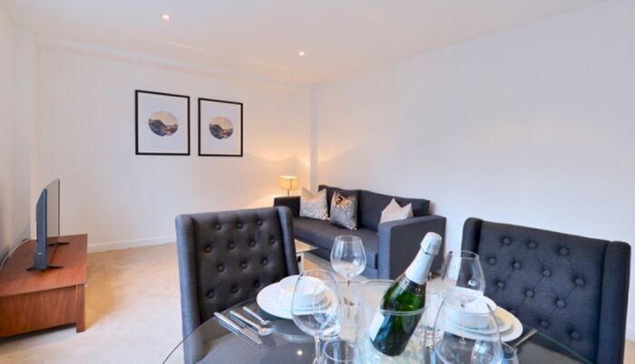 1 Bedroom Flat To Rent In Hill Street, Mayfair, W1J