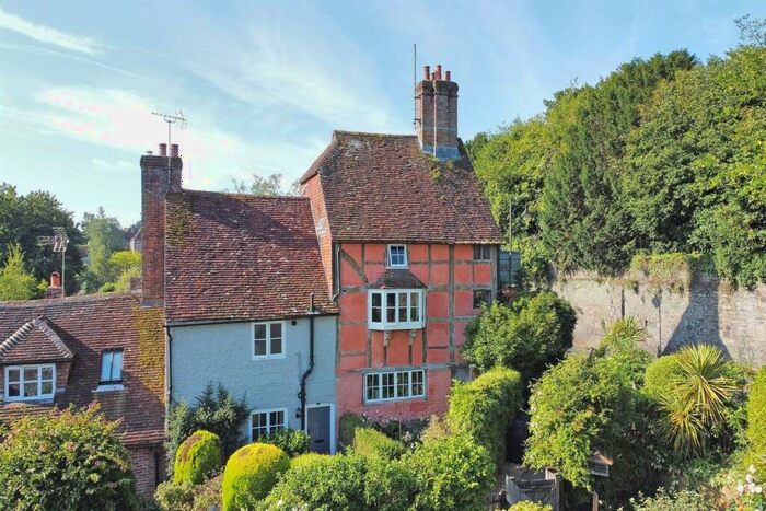 2 Bedroom Terraced House To Rent In North Street, Petworth, GU28