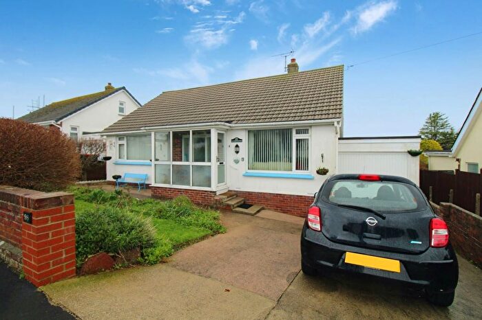 2 Bedroom Detached Bungalow For Sale In Laura Grove, Preston, Paignton, TQ3