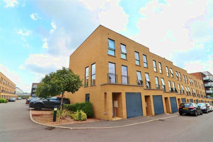 3 Bedroom Town House To Rent In Studio Way, Borehamwood, WD6