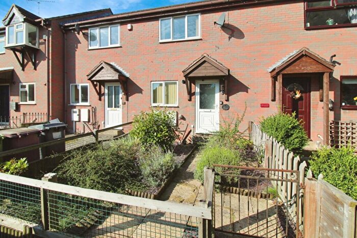 3 Bedroom Terraced House For Sale In Ringer Way, Clowne, Chesterfield, S43