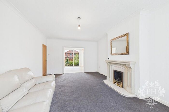 3 Bedroom Semi Detached House For Sale In Heather Drive, Middlesbrough, TS5