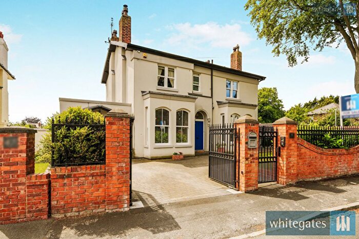 4 Bedroom Detached House For Sale In Litherland Park, Litherland, Merseyside, L21