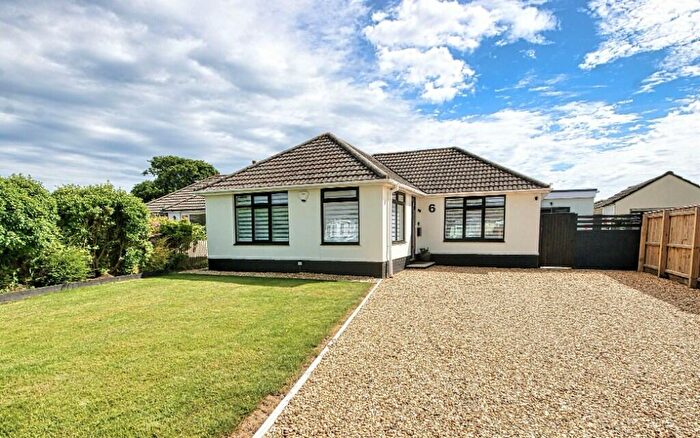 3 Bedroom Detached Bungalow For Sale In Westbury Close, Barton On Sea, Hampshire, BH25