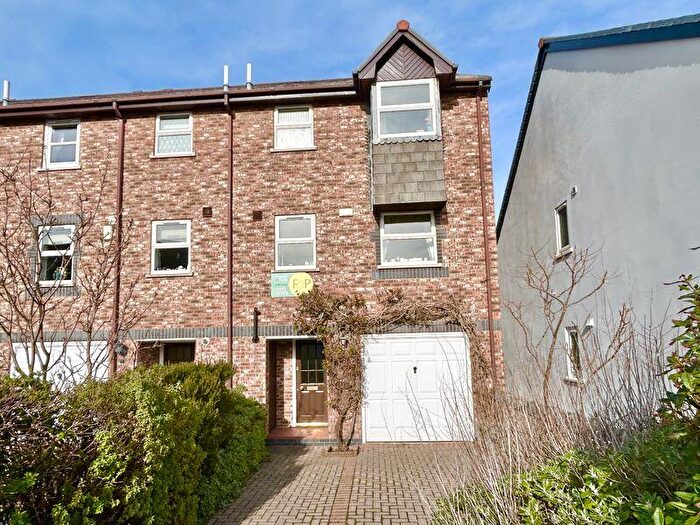 3 Bedroom Terraced House For Sale In Mulberry Close, Conwy, LL32