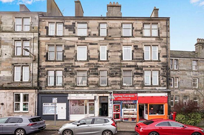 2 Bedroom Flat For Sale In / Spring Gardens, Abbeyhill, Edinburgh, EH8