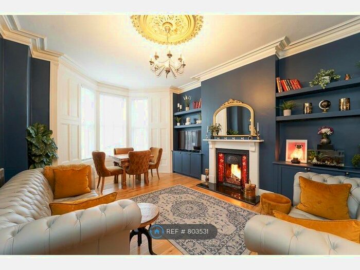 2 Bedroom Flat To Rent In Walliscote Road, Weston-Super-Mare, BS23