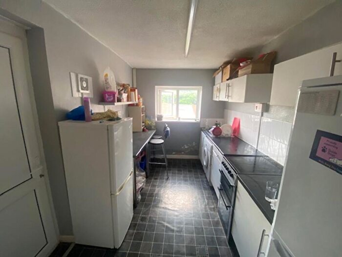 4 Bedroom Terraced House To Rent In St. Michaels Avenue, Pontypridd, CF37