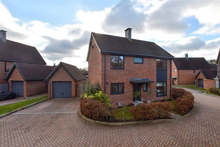 3 Bedroom Detached House For Sale In Gratton Chase, Dunsfold, Godalming, Surrey, GU8