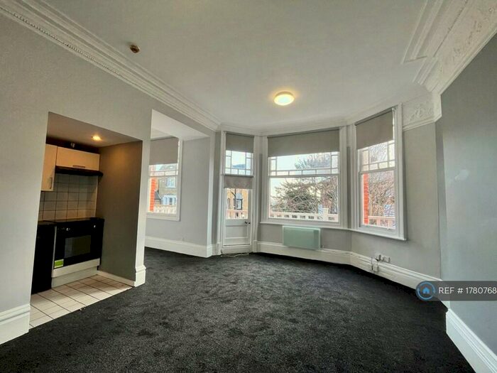 Studio To Rent In Hornsey Lane, London, N6