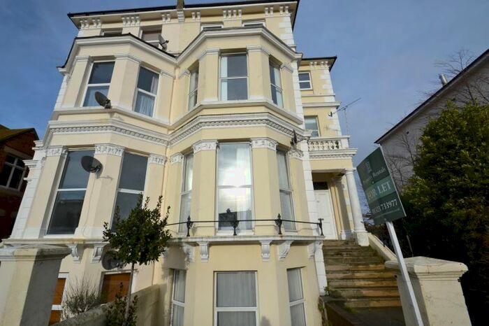 1 Bedroom Flat To Rent In Upperton Gardens, Eastbourne, BN21