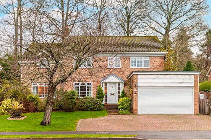 4 Bedroom Detached House For Sale In Normay Rise, Newbury, Berkshire, RG14
