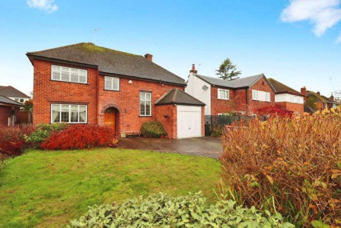 3 Bedroom Detached House For Sale In Hillcrest Road, Little Sutton, CH66