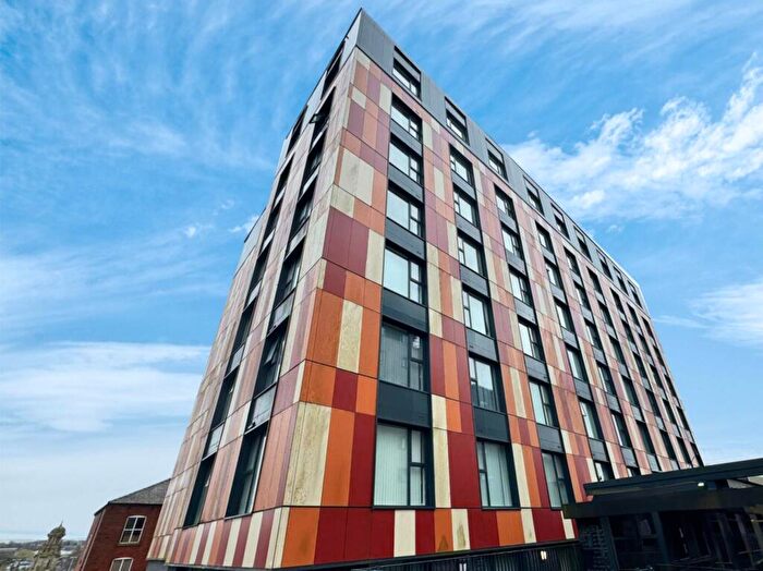 Studio To Rent In Cardinal Court, Oldham, OL1