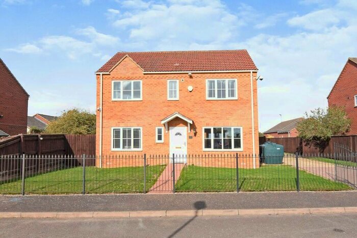 4 Bedroom House To Rent In Charlemont Drive, Manea, March, PE15