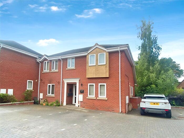 1 Bedroom Flat To Rent In Camp Hill Road, Nuneaton, Warwickshire, CV10
