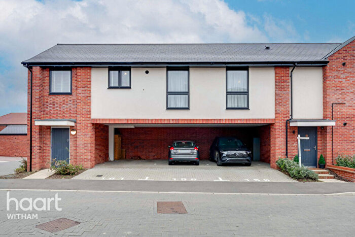 2 Bedroom Coach House For Sale In Doughton Road, Kelvedon, CO5