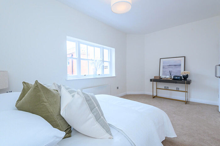 2 Bedroom Apartment For Sale In St Pauls, Leeds, LS1
