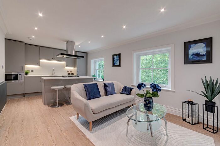 2 Bedroom Flat For Sale In Grosvenor Avenue, Highbury, N5