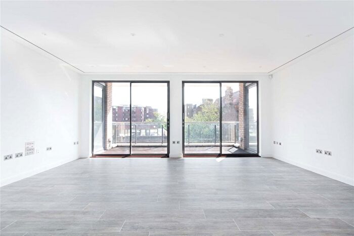 2 Bedroom Flat To Rent In Wycombe Square, Kensington, Kensington &amp; Chelsea, W8