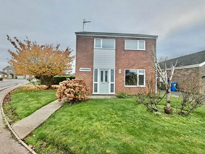 3 Bedroom Detached House To Rent In Catchpole Close, Kessingland, NR33