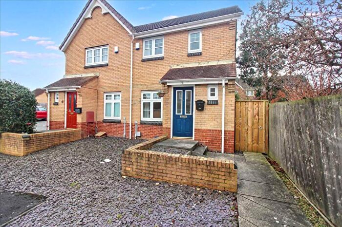 2 Bedroom Semi Detached House To Rent In Housesteads Garden, Longbenton, Newcastle Upon Tyne, NE12