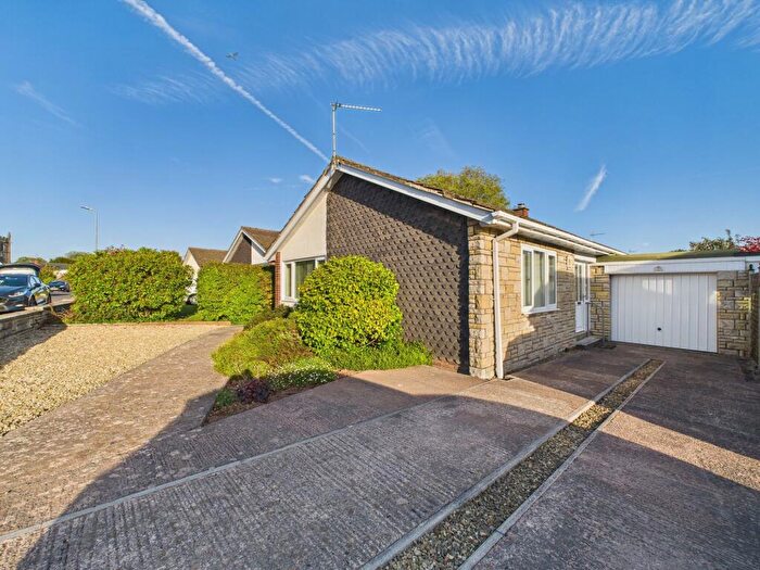 3 Bedroom Detached Bungalow To Rent In Caestory Avenue, Raglan, NP15