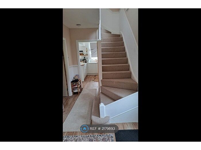 3 Bedroom Semi-Detached House To Rent In Victoria Avenue, Wallington, SM6