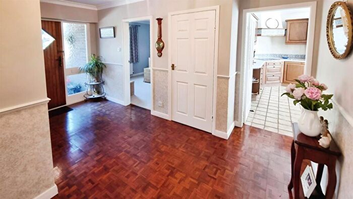 3 Bedroom Detached Bungalow For Sale In Hailwood, Fir Tree, DL15