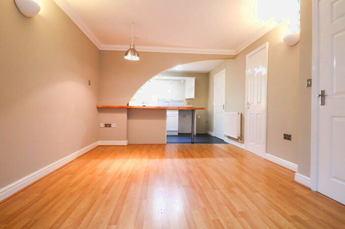3 Bedroom Semi-Detached House To Rent In Broadhurst Mews, Newport Road, GU12