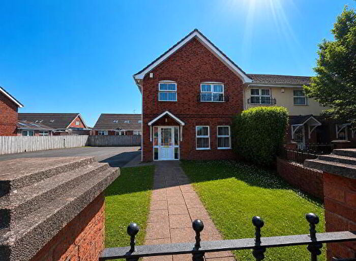 3 Bedroom End Of Terrace House For Sale In Summer Meadows Court, L'Derry, BT47