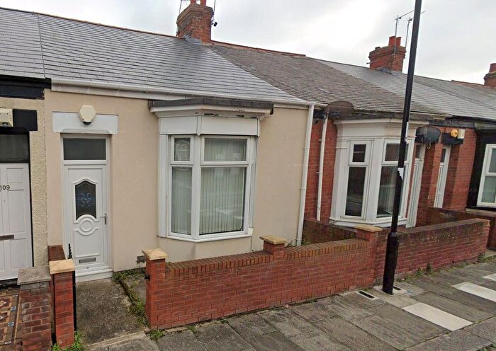 2 Bedroom Cottage To Rent In Canon Cockin Street, Sunderland, SR2