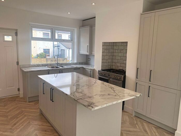 2 Bedroom End Terrace House To Rent In Rosebery Street, Pudsey, LS28