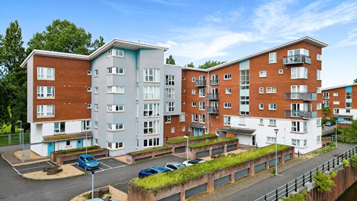 2 Bedroom Flat To Rent In Jim Driscoll Way, Caerdydd, CF11