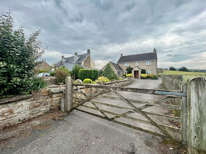 4 Bedroom Detached House To Rent In Upthorpe, Cam, GL11