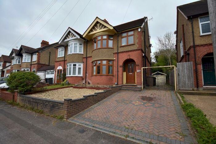 3 Bedroom Semi-Detached House To Rent In Wardown Crescent, Luton, LU2
