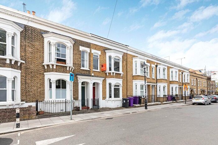 4 Bedroom Terraced House For Sale In Ropery Street, Bow, London, E3