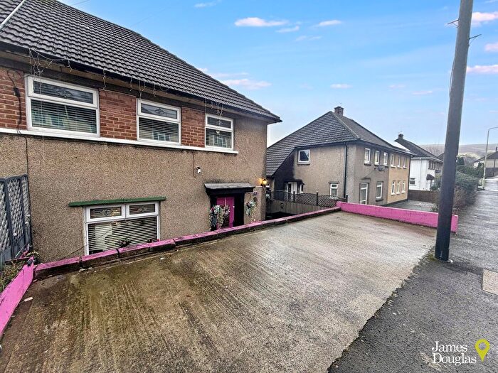 3 Bedroom Semi Detached House For Sale In Garth Avenue, Glyncoch, Pontypridd, CF37
