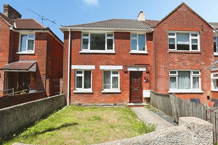 3 Bedroom End Terrace House For Sale In Bishops Road, Southampton, SO19