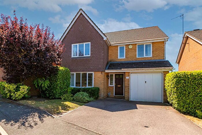 4 Bedroom Detached House To Rent In Wayside, Shenley, WD7
