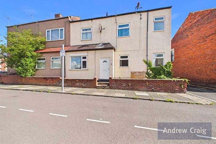 2 Bedroom End Of Terrace House For Sale In Selbourne Street, South Shields, NE33