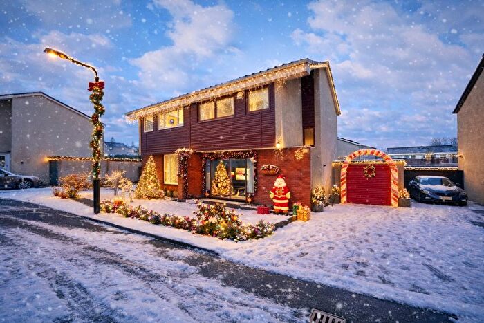 3 Bedroom Semi Detached House For Sale In Lochy Place, Erskine, PA8