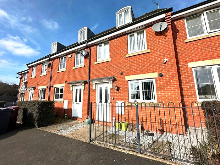 4 Bedroom Semi-Detached House To Rent In A Seven Trees Avenue, Blackburn. Lancs., BB1