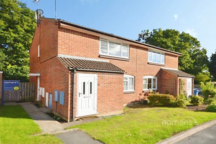 1 Bedroom Flat To Rent In Shrivenham Close, College Town, Sandhurst, GU47