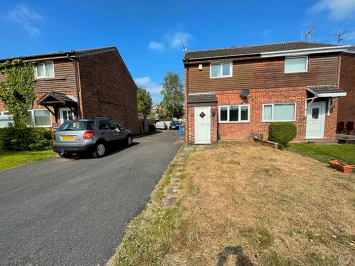 2 Bedroom Semi-Detached House To Rent In Hobkirk Drive, Sinfin, Derby, DE24