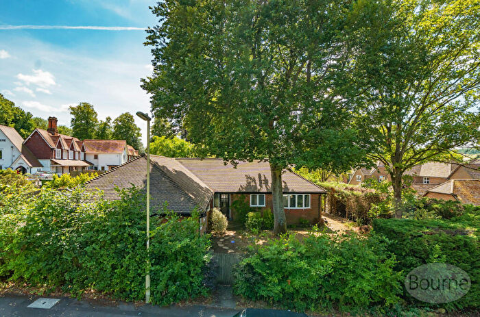 4 Bedroom Bungalow For Sale In Borovere Lane, Alton, Hampshire, GU34