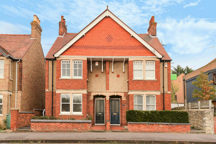 5 Bedroom Semi-Detached House To Rent In Windmill Road, Headington, OX3