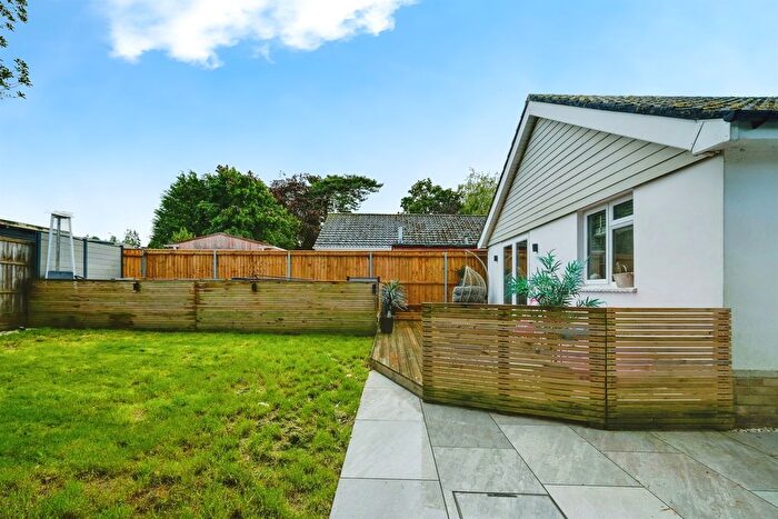 2 Bedroom Detached House For Sale In Leeson Drive, Ferndown, BH22