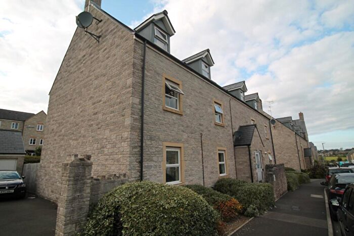 2 Bedroom Flat To Rent In Purnell Way, Paulton, Bristol, Somerset, BS39
